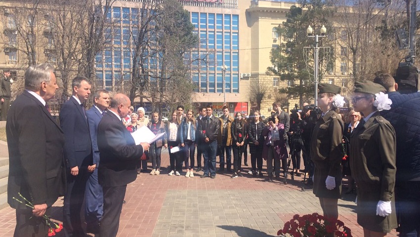 В Волгограде почтили память жертв фашистских концлагерей